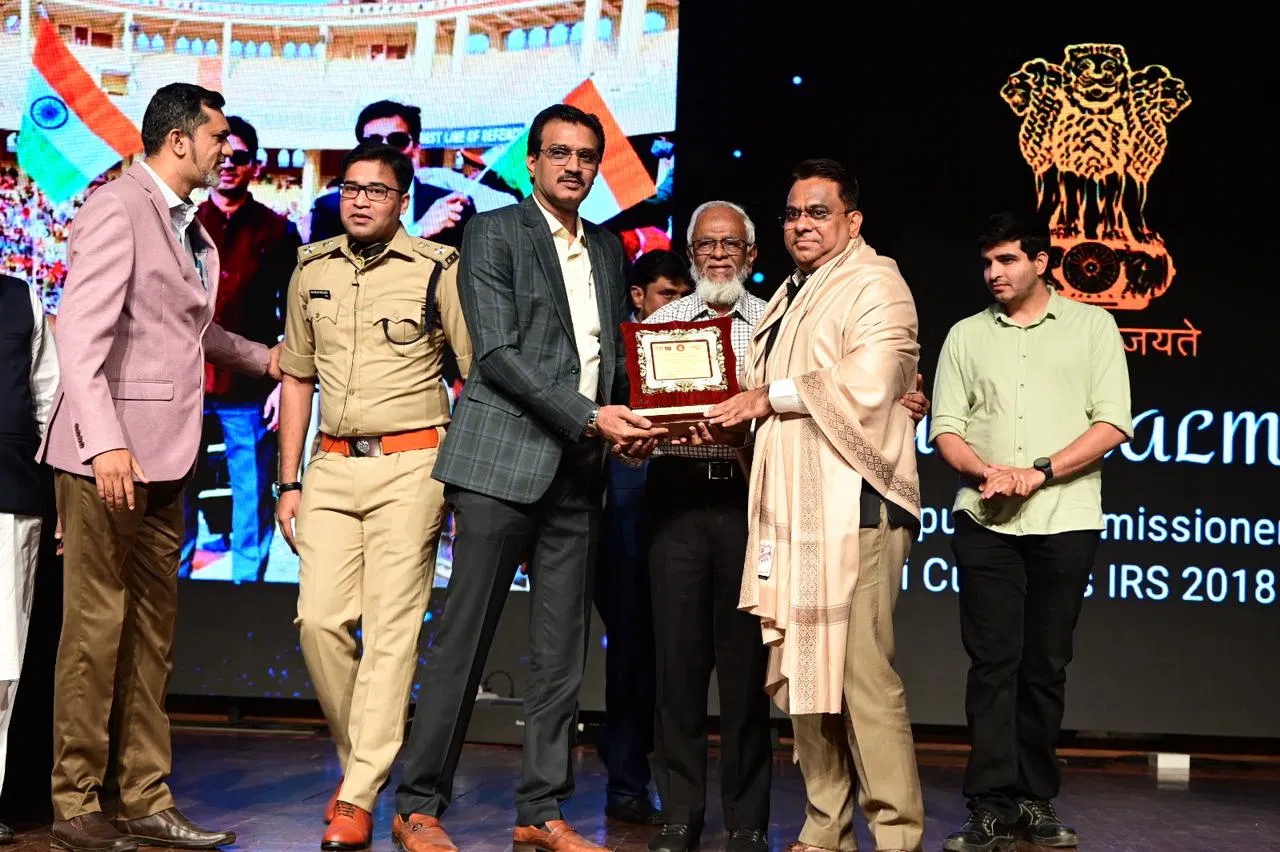 Rais Shaikh, MLA, at HHK10